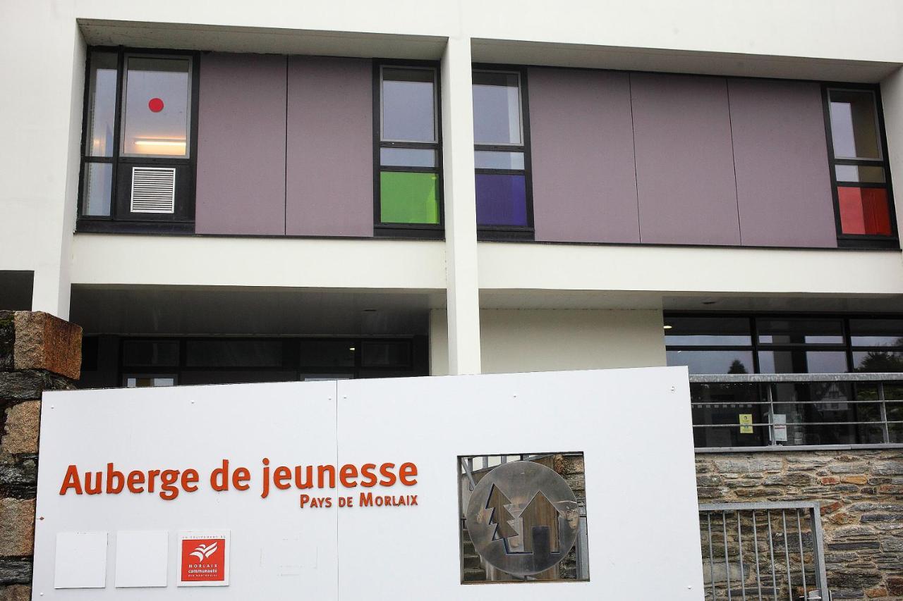 Auberge De Jeunesse De モルレー エクステリア 写真